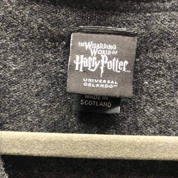 Harry Potter universal studios lambs wool cardigan, gray, GUC - Picture 7 of 8